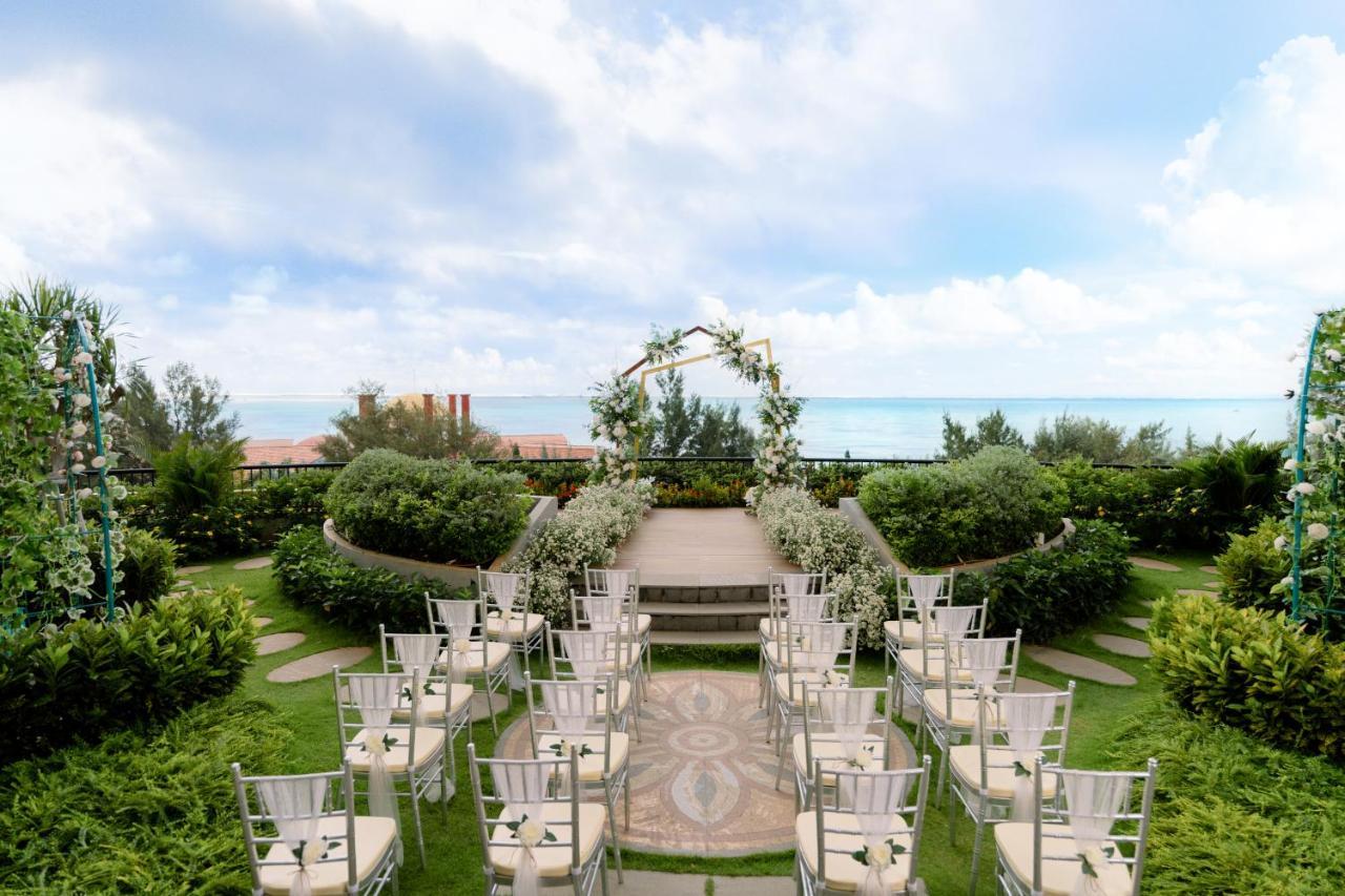 Vias Hotel Vung Tau - Transportation Included Екстериор снимка The wedding garden