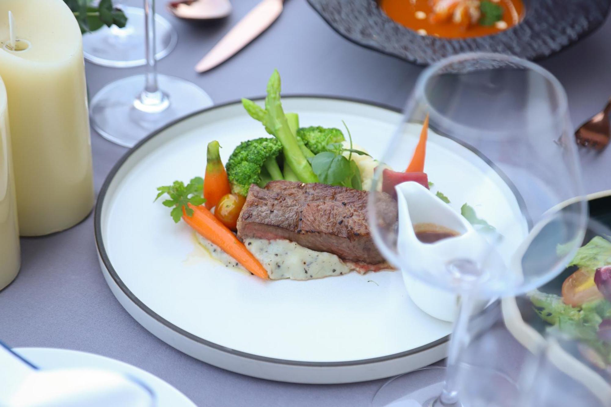 Vias Hotel Vung Tau - Transportation Included Екстериор снимка A steak prepared by the restaurant