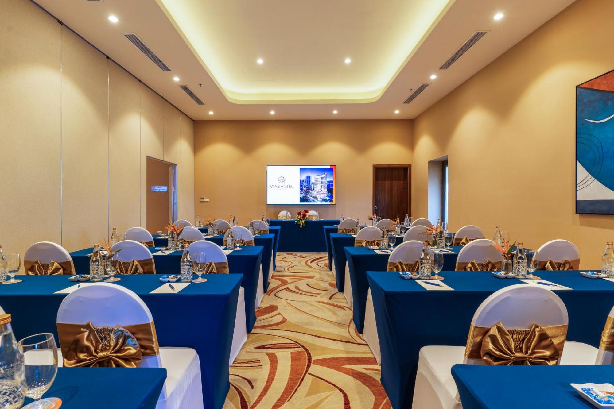 Vias Hotel Vung Tau - Transportation Included Екстериор снимка