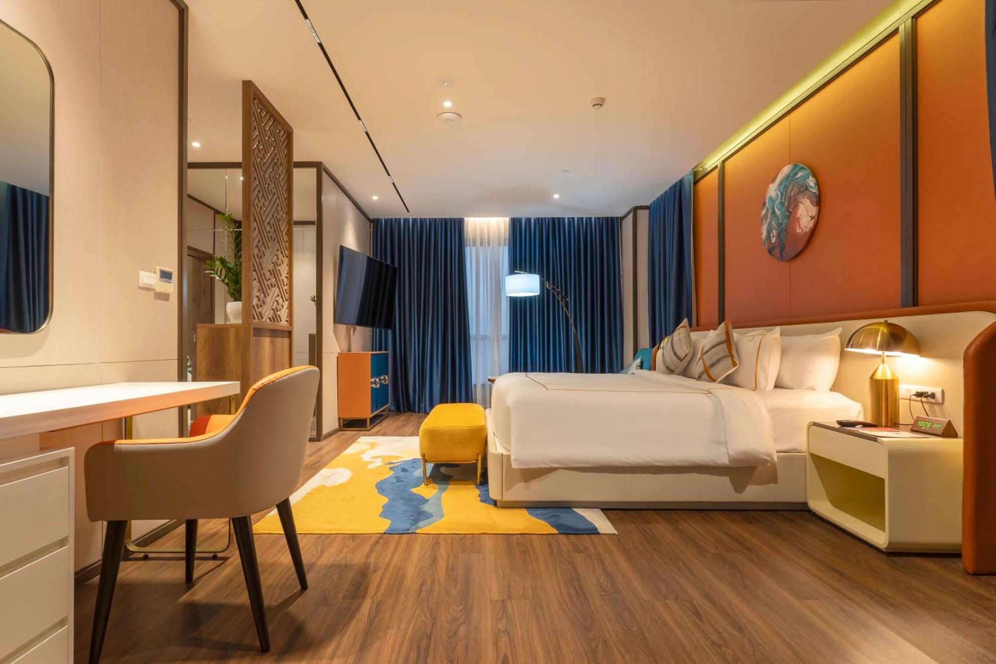 Vias Hotel Vung Tau - Transportation Included Екстериор снимка