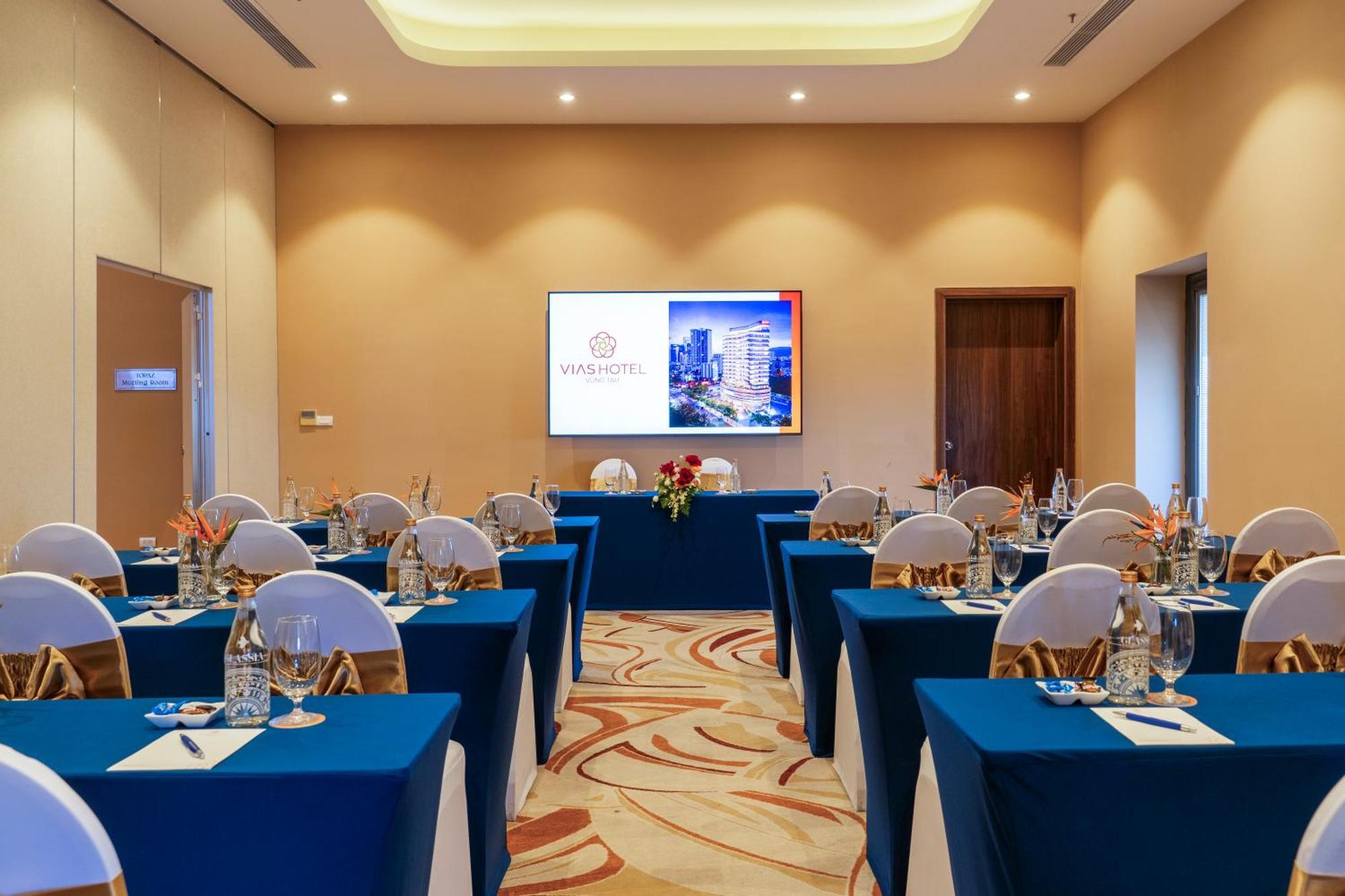 Vias Hotel Vung Tau - Transportation Included Екстериор снимка