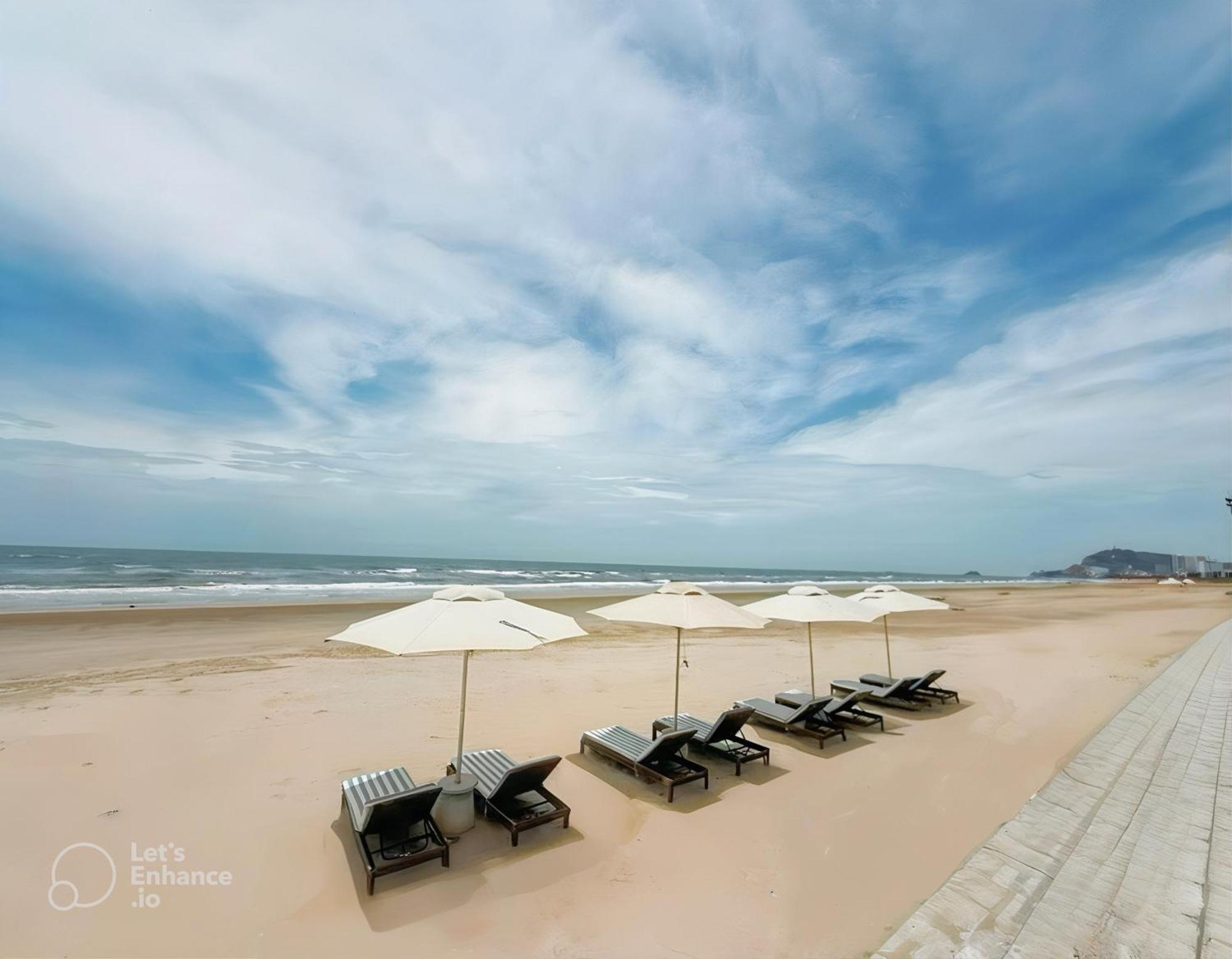 Vias Hotel Vung Tau - Transportation Included Екстериор снимка